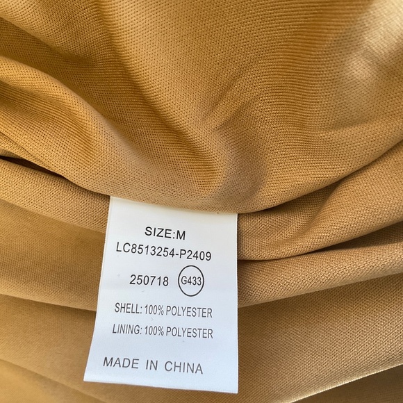 Brand new women’s fleece zip jacket - Picture 4 of 5